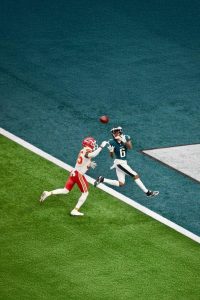 American football live streaming available on IPTV USA